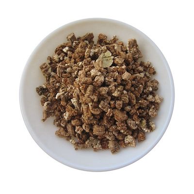 Vermiculite esfoliato dorato 40-60 mesh 1-3mm 2-4mm 3-6mm 4-8mm per fiori a prezzi accessibili